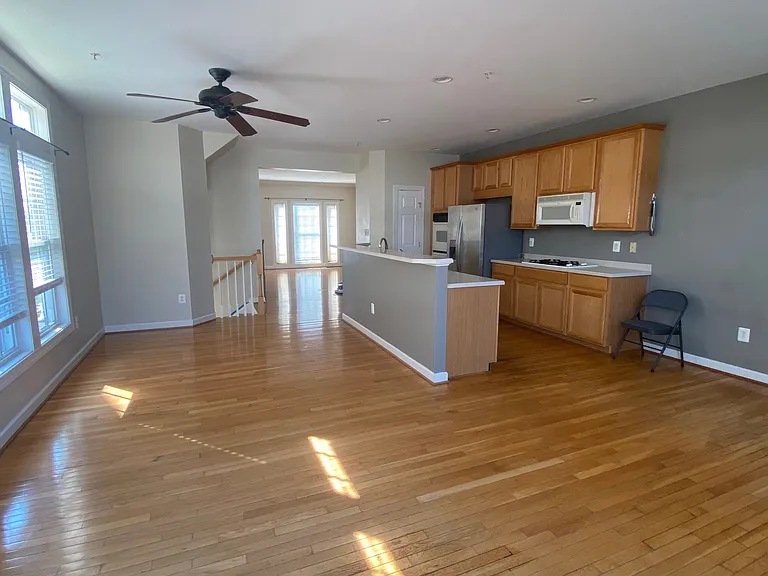 3923 Shawfield Ln — Photo 15