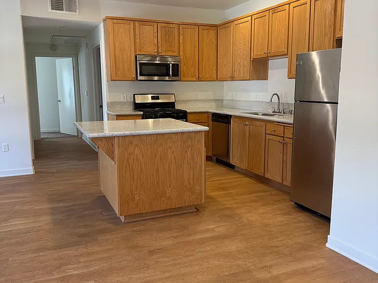 Kitchen with plenty of cabinet space