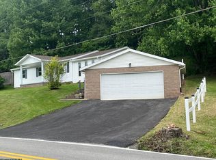 1504 Brushy Fork Rd, Buckhannon, WV 26201