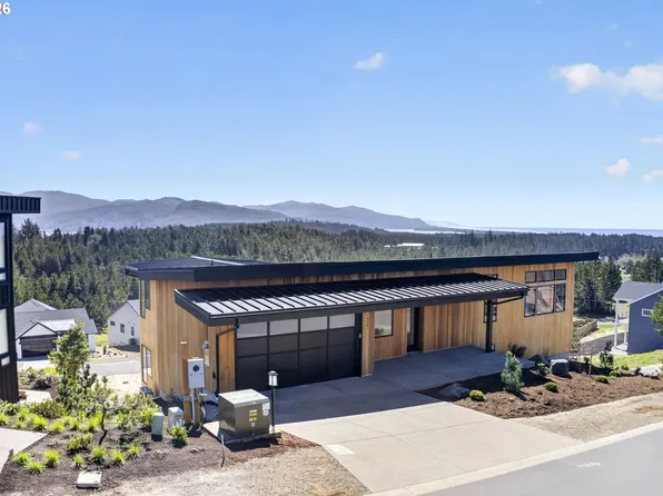 456 Sea View Dr, Manzanita, OR 97130