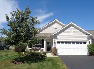 864 Cascade Falls Dr, Elgin, IL 60124