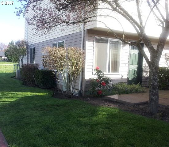 1st image of 4000 NE 109th Ave Unit 223E