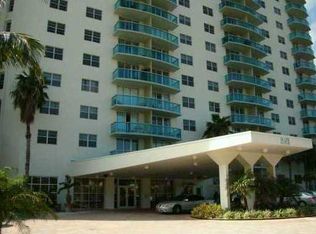 19380 Collins Ave, North Miami Beach, FL 33160