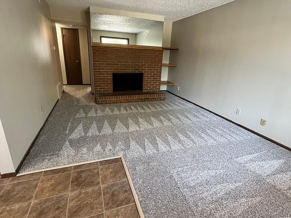 1st image of 1812 Knox St #15