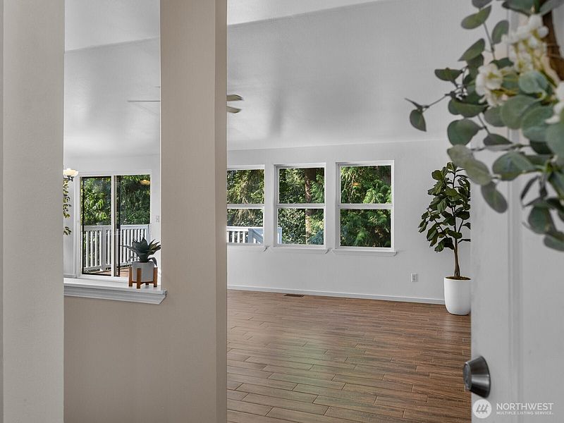 2nd image of 108 Noble Way