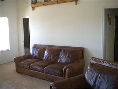 5th image of 307 Pebble Creek Dr