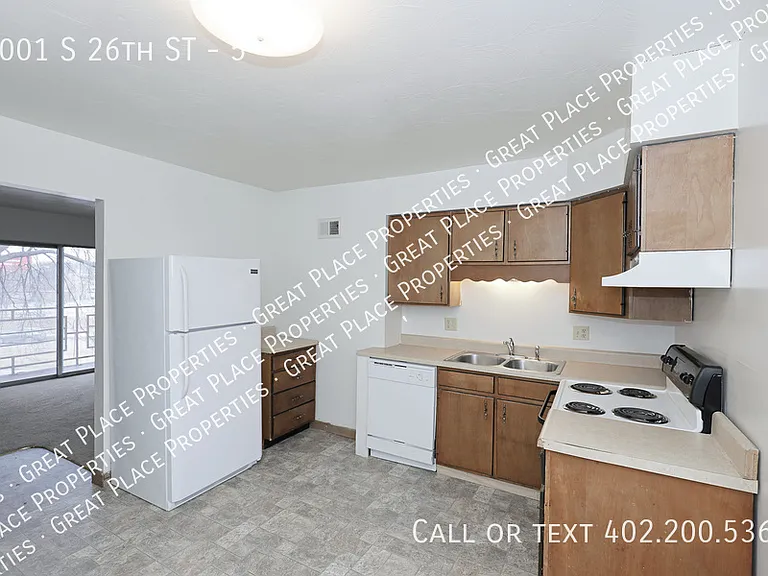 1001 S 26th St #5 — Photo 8