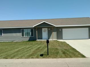 813 8th Ave SW, Perham, MN 56573