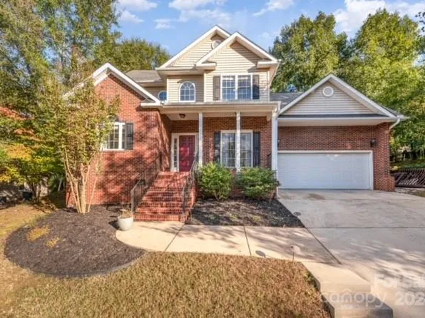 12077 Marsh Hen Ln, Tega Cay, SC 29708