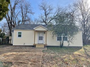 610 S 13th Ave, Durant, OK 74701