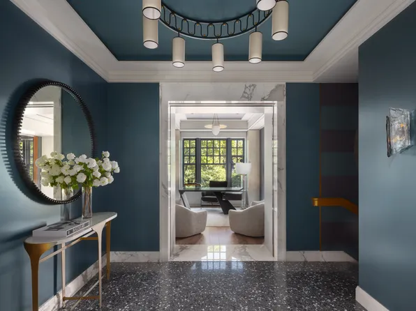 50 Central Park West image 16 of 36