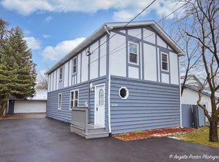 35729 N Hunt Ave, Ingleside, IL 60041