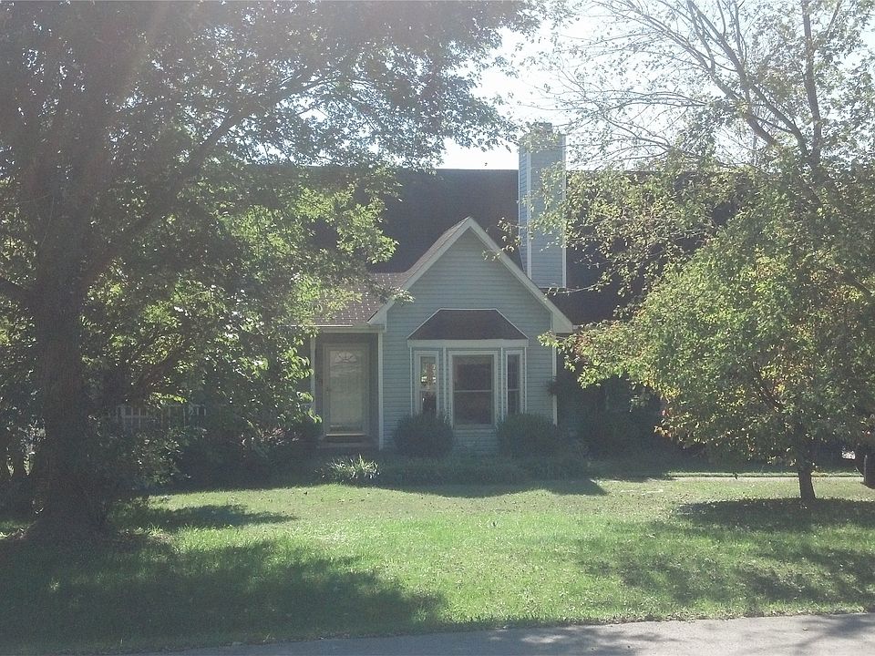 1st image of 1508 Robertson Ct