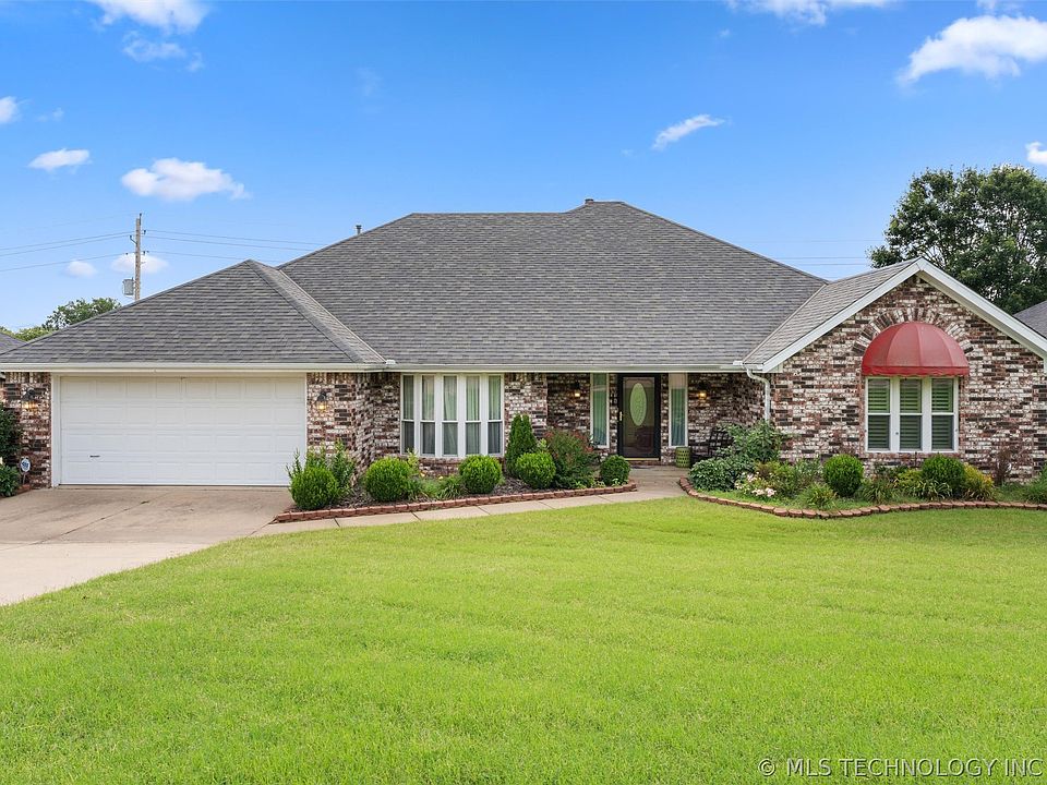1st image of 1018 Arbor Dr