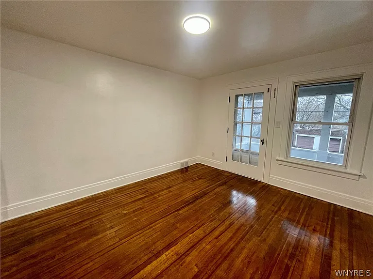 434 23rd St #UPPER — Photo 11
