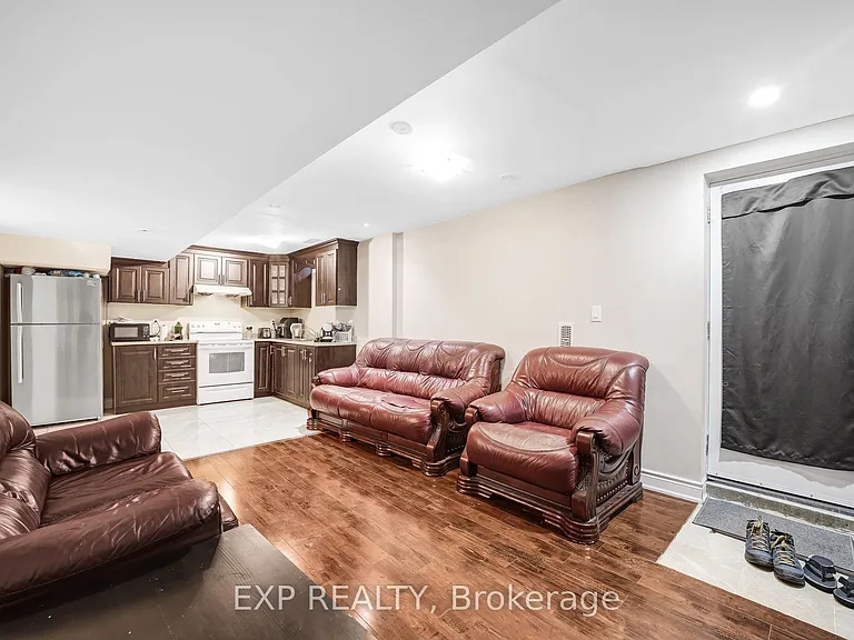 50 Marbleseed Cres #BASEMENT — Photo 4