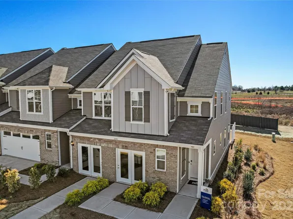 2135 Cobble Ct, Monroe, NC 28110