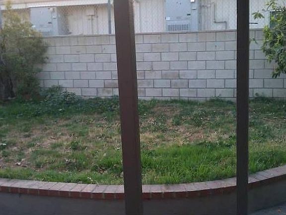 2nd image of 1541 N Pleasant Ave