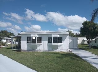 5 Florencia Ln, Pt Saint Lucie, FL 34952