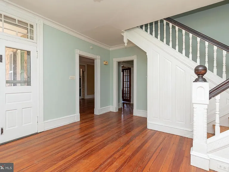 112 Bryn Mawr Ave — Photo 8