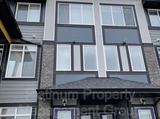 19611 45th St SE Unit 1, Calgary, AB T3M 2Z1