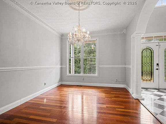 5th image of 160 Condor Ln