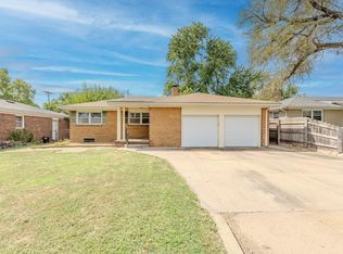 917 W Grand Ave, Haysville, KS 67060