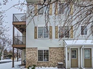 15543 Float Ln #92, Saint Paul, MN 55124