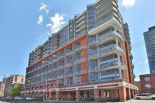 255 Richmond St E Photo 1