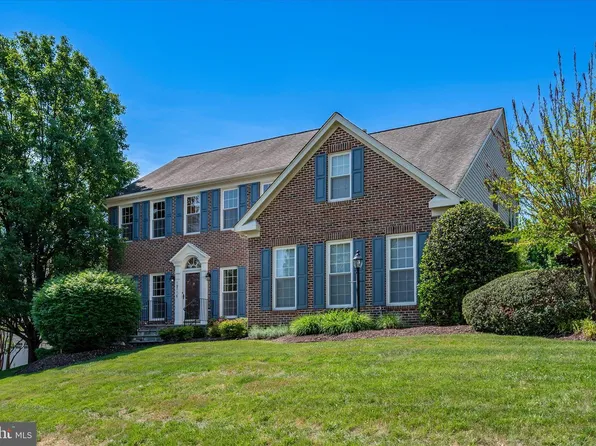19116 Starkey Ter, Brookeville, MD 20833