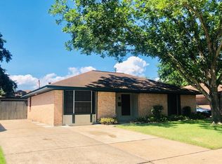 1122 E Columbia Ln, Deer Park, TX 77536