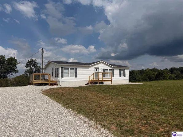 70 Youngstown St, Hardyville, KY 42746