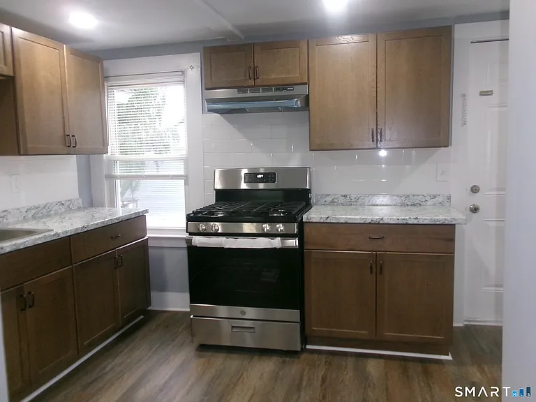 188 Hemingway Ave #2 — Photo 5