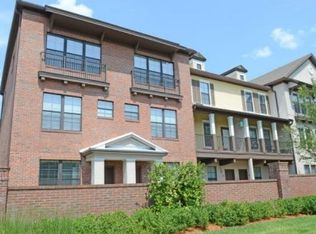9823 Tapestry Park Cir, Jacksonville, FL 32246