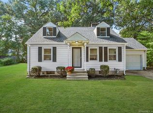 96 Fern St, Naugatuck, CT 06770