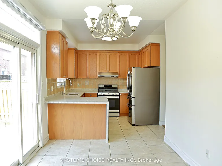 68 Oakford Dr — Photo 13
