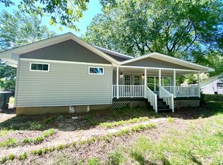 112 Pelfrey St, Seneca, SC 29672