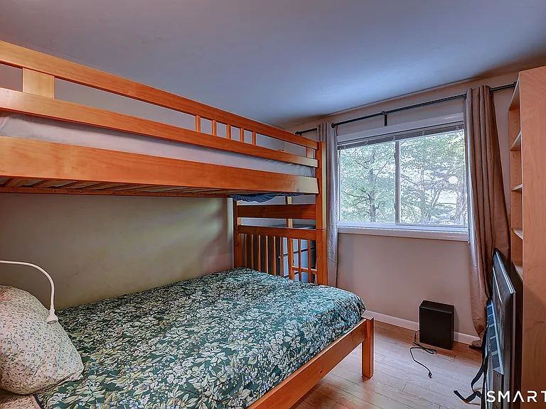 96 Indian Spring Rd — Photo 32
