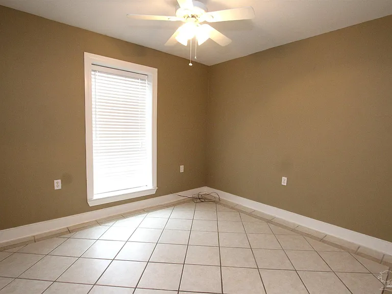 600 Scenic Hwy #101 — Photo 13