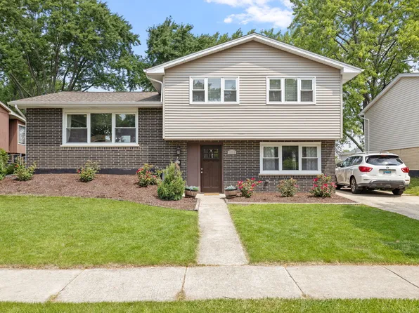 7536 162nd St, Tinley Park, IL 60477