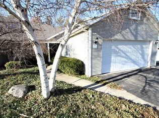 5434 Thomas Rd, Canandaigua, NY 14424