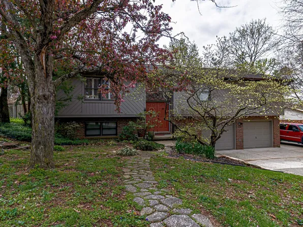 7255 Fairview Dr, Newburgh, IN 47630