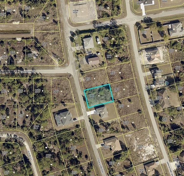 2nd image of 963 Edgerton AVE