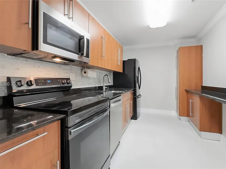 3001 S Ocean Dr #1415 — Photo 13