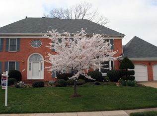 5513 Chestermill Dr, Fairfax, VA 22030