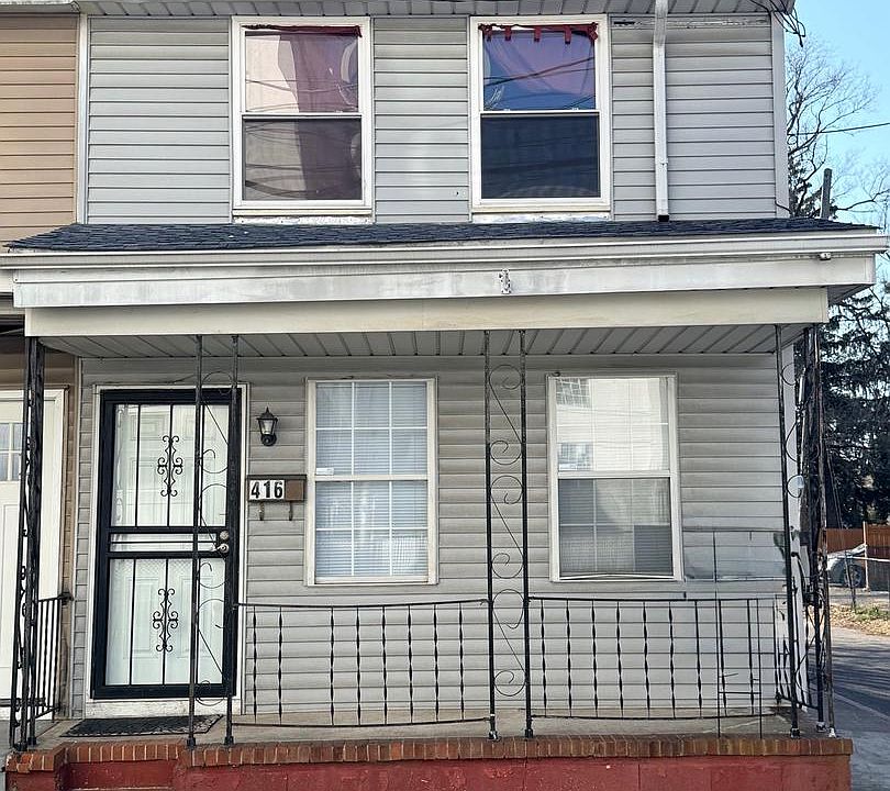 1st image of 416 Saint Mary St