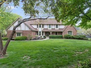 11100 W 124th St, Overland Park, KS 66213