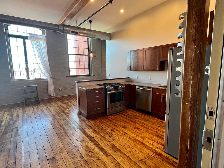 28 Bayley St #405 — Photo 7
