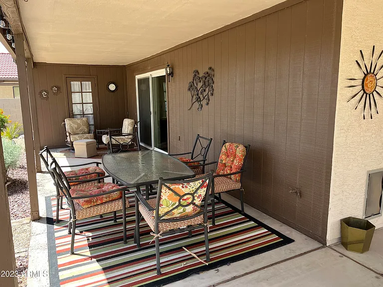 10409 E East Dr — Photo 15