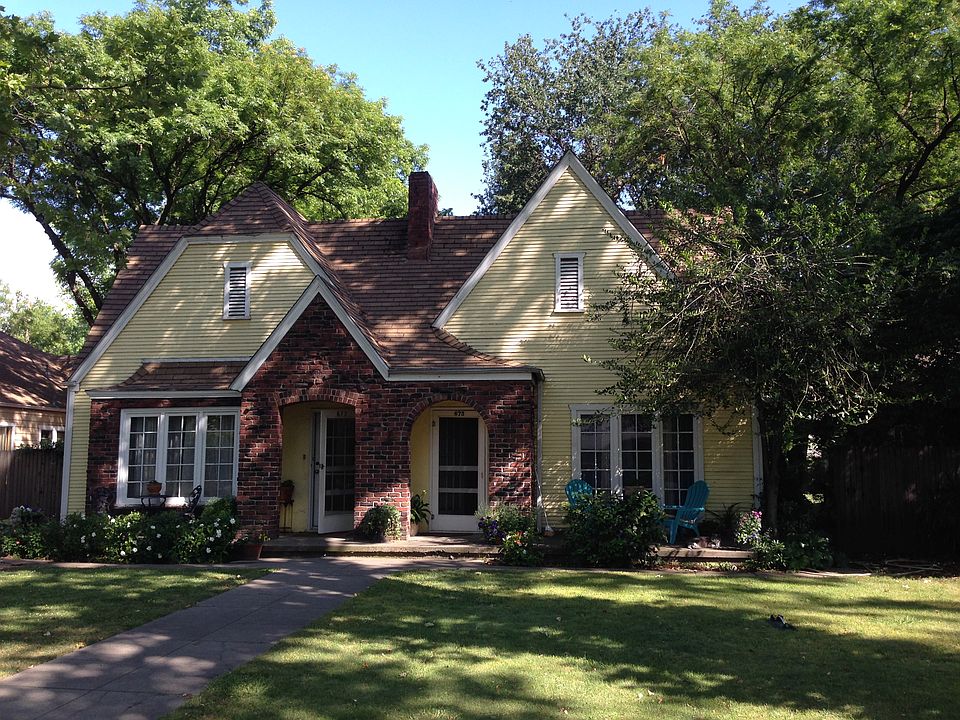 2nd image of 675-677 Eastwood